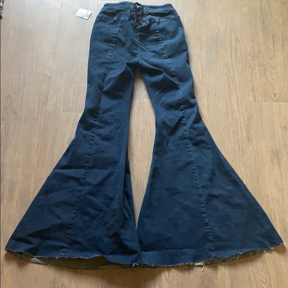 NWT Free People Bell Bottom Denim Jeans - Picture 5 of 7